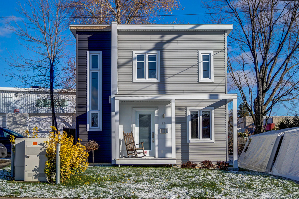 Petite maison au design contemporain Sherbrooke (Est ...