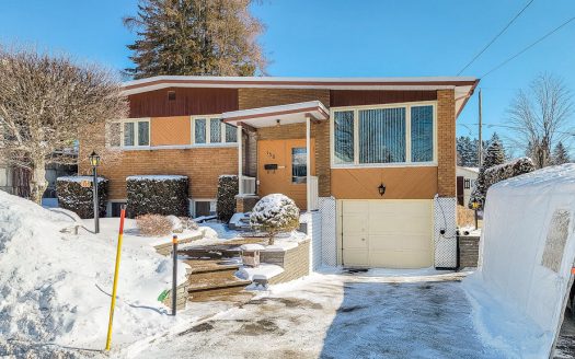 Bungalow with garage for sale Sherbrooke Flex Immobilier Front elevation