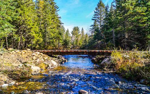 Land for sale on the Madisson River in the Eastern Townships Flex Immobilier